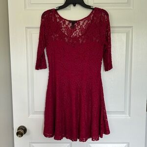 Cranberry short lace dress in size Large. Perfect condition.